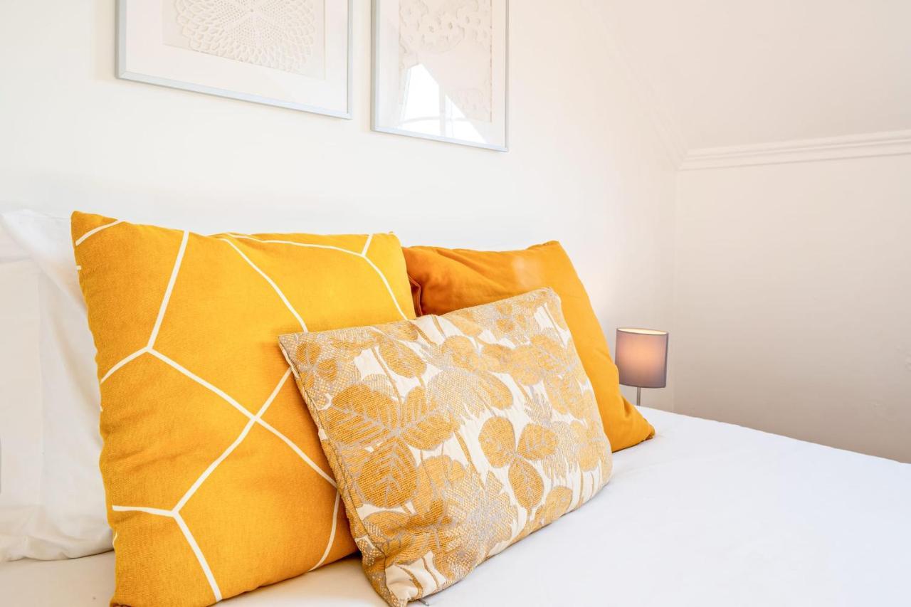 Guestready - Machado Castro Near Santos-o-novo Apartment